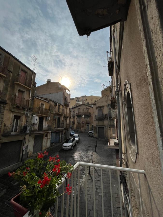 Casa Di Giovi Appartement Caltagirone Buitenkant foto