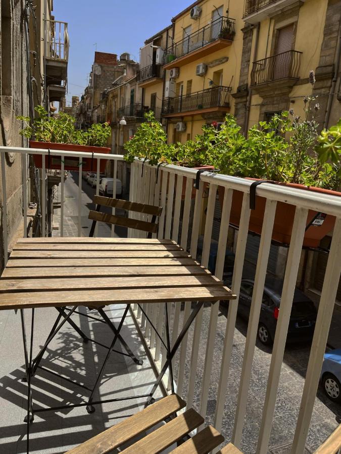 Casa Di Giovi Appartement Caltagirone Buitenkant foto
